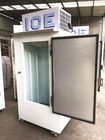屋外の氷の収納用の箱、袋に入れられた氷冷却装置貯蔵容器