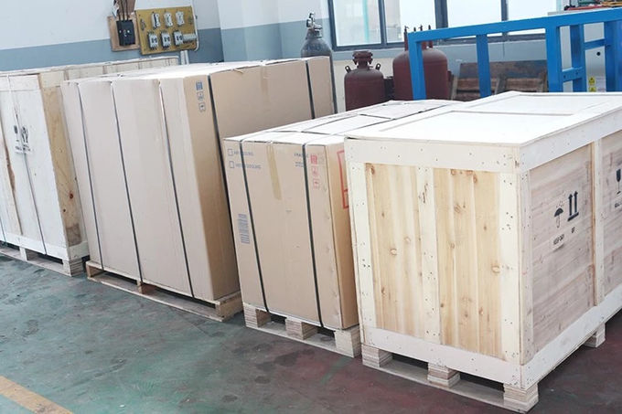 モダンなデザインの二重層のAnti-Fogガラス アイスキャンデーの表示ショーケース5