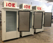 屋外の氷の収納用の箱、袋に入れられた氷冷却装置貯蔵容器